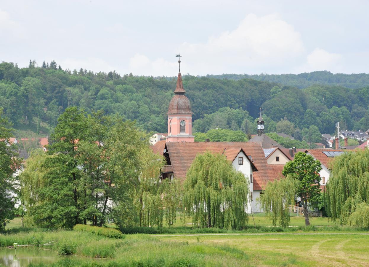 Gasthof Via Vita Treuchtlingen Dış mekan fotoğraf